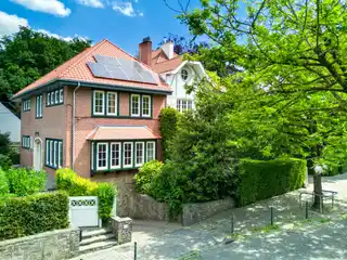 Delightful Home on the Edge of the Bois De La Cambre
