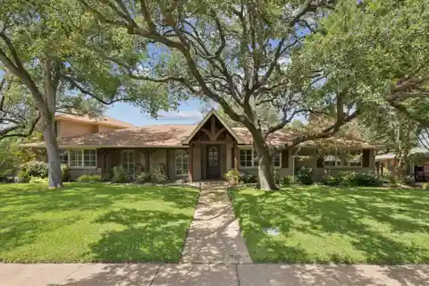 Stunning Home in Desirable Eudora Estates
