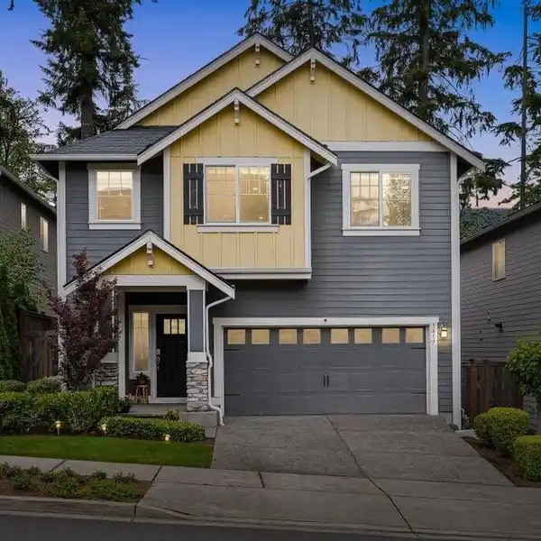 TECH-SAVVY COMFORT WITH PRIVATE GREENBELT VIEWS
