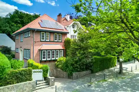 Delightful Home on the Edge of the Bois De La Cambre
