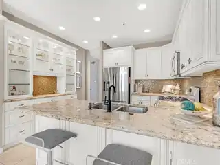 Sought-after Plan in Richmond Pointe
