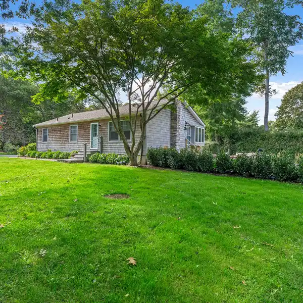 BRIDGEHAMPTON'S BEST RENTAL DEAL