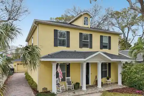 Stunning Home in the Sought-after Bayshore Beautiful Neighborhood