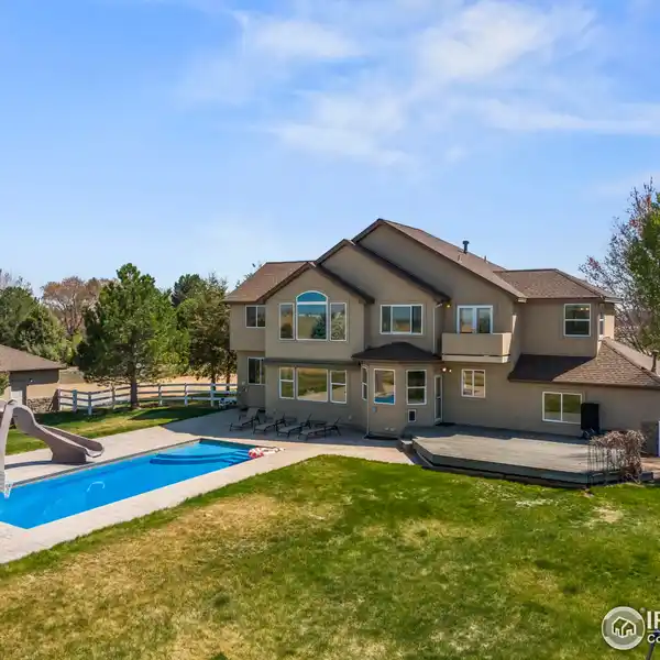 A PLACE TO ENJOY COLORADO LIVING