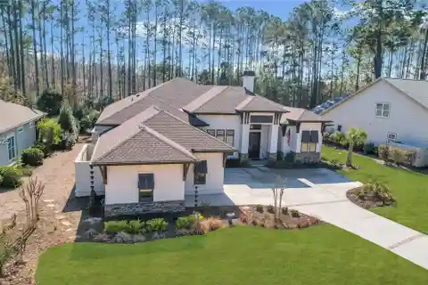 Extraordinary Custom Home in Hampton Lake