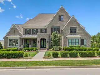 Private Paradise in a Sought-after Neighborhood