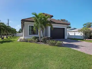 Captivating Naples Park Residence