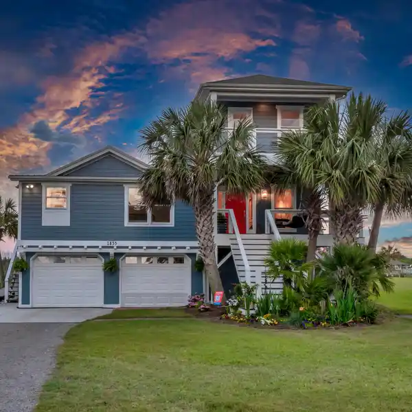 PRIVATE WATERFRONT RETREAT ON MASONBORO ISLAND