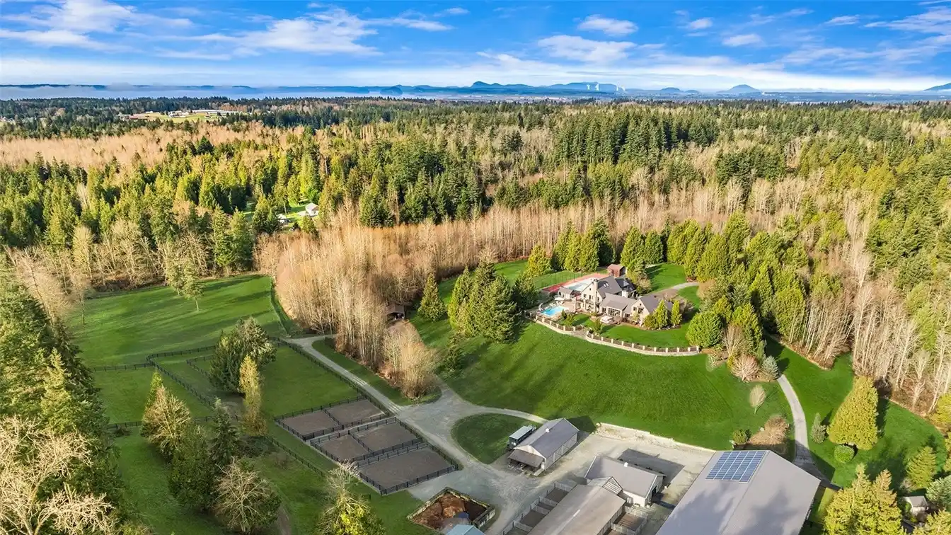Unparalleled 40-acre Private Equestrian Estate
