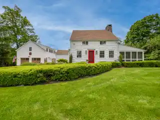 Charming Estate Backing Weir Farm Trails