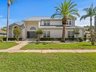 Rare Opportunity in Pelican Island