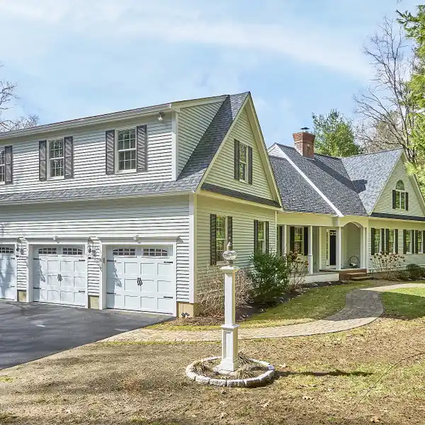 CURRIER & IVES ESTATE SETTING