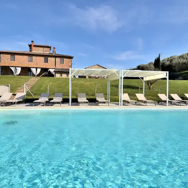 EXCLUSIVE COMPLETELY RENOVATED VILLA