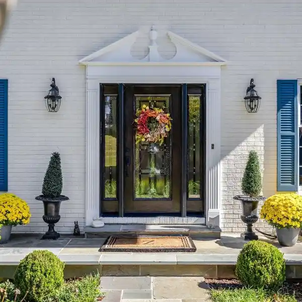 PRIVATE COLONIAL RETREAT WITH SUNROOM AND FIRE PIT
