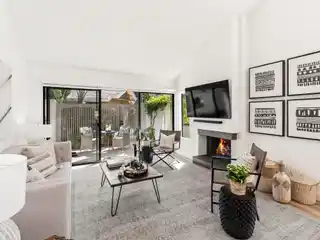 Exquisite Townhouse in Coveted Las Villas