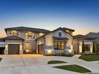 Well-designed Estate in Gated Lexington