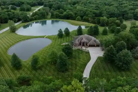 Rare Blend of Luxury and Natural Beauty