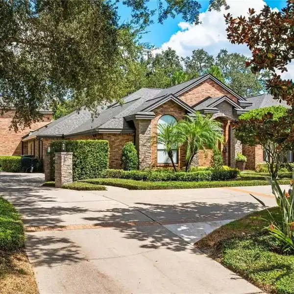 BEAUTIFUL AVILA HOME ON AN EXPANSIVE LOT