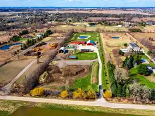Exceptional Ten-acre Property