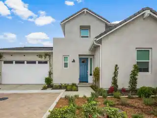 Meticulously Maintained Residence in Pearl at Gavilan