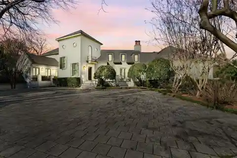 Breathtaking Luxury Home on 2.5 Acres