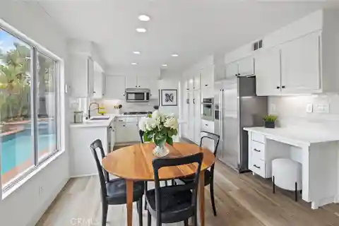 Pool Home in Sought-after Wagon Wheel Canyon
