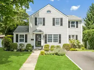 Picture Perfect Charming Colonial