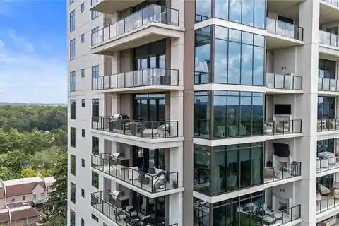 Stunning Buckhead Views from Luxurious Residence