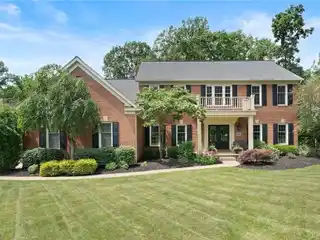Gorgeous Colonial in Desirable Ashbrooke