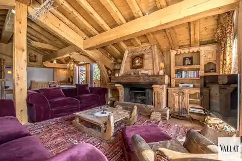 Charming Top Floor Chalet