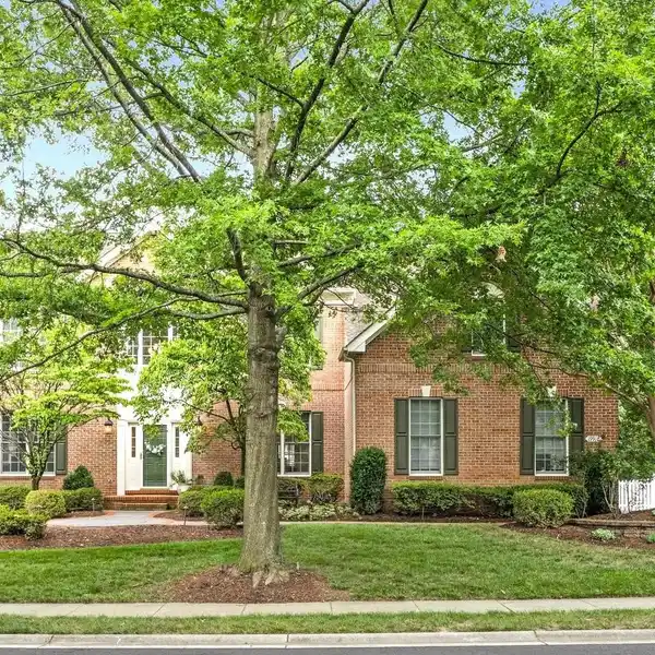 WONDERFUL BRICK HOME IN COVETED BELMONT COUNTRY CLUB COMMUNITY
