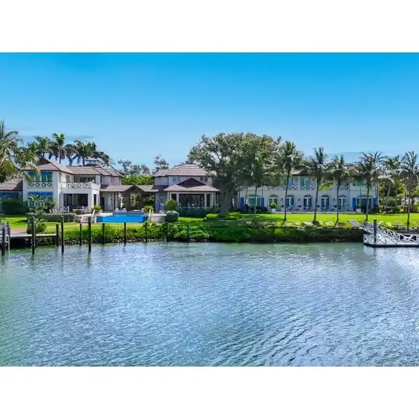 SPECTACULAR PORT ROYAL PROPERTY
