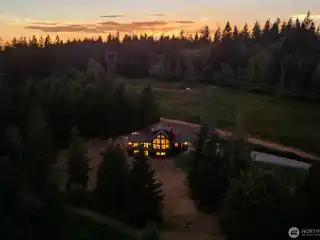 Private Retreat on 7.64 Acres