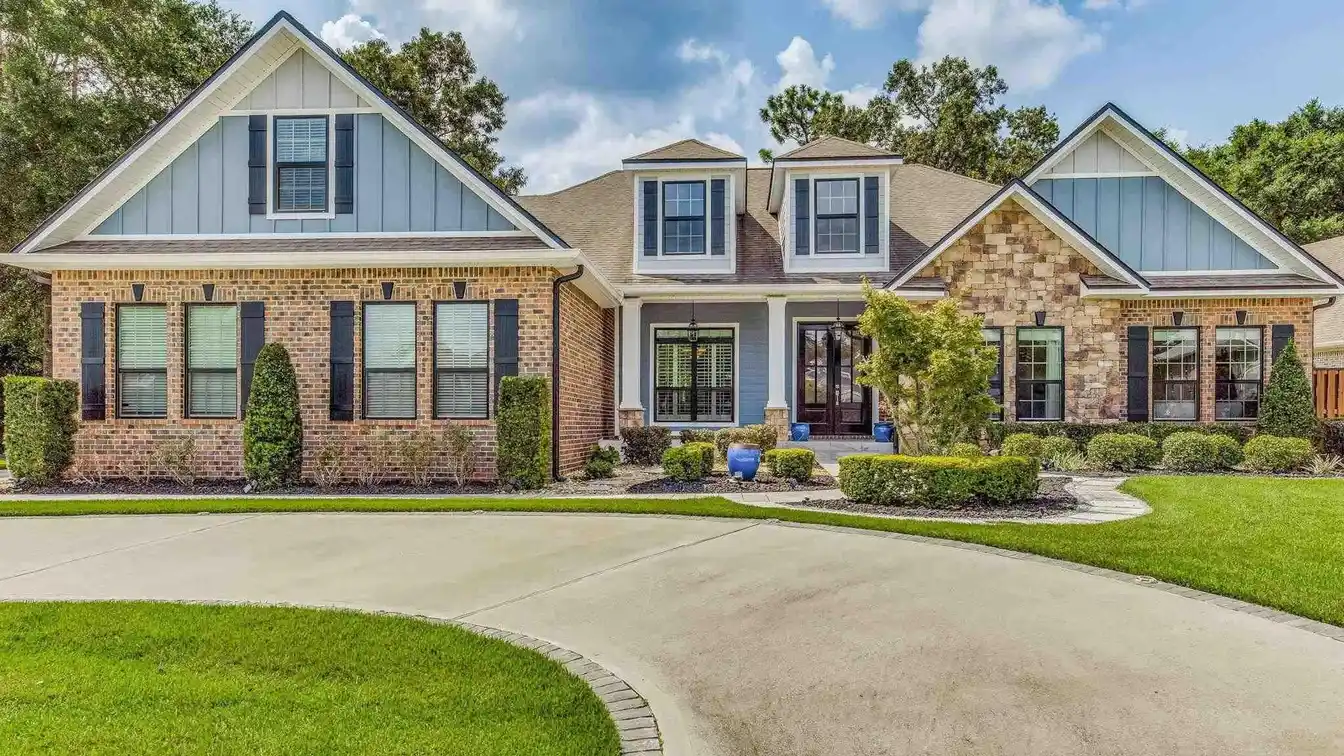 Extraordinary Home in a High-demand Neighborhood
