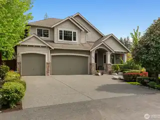 Perfect Blend of Charm and High-end Features