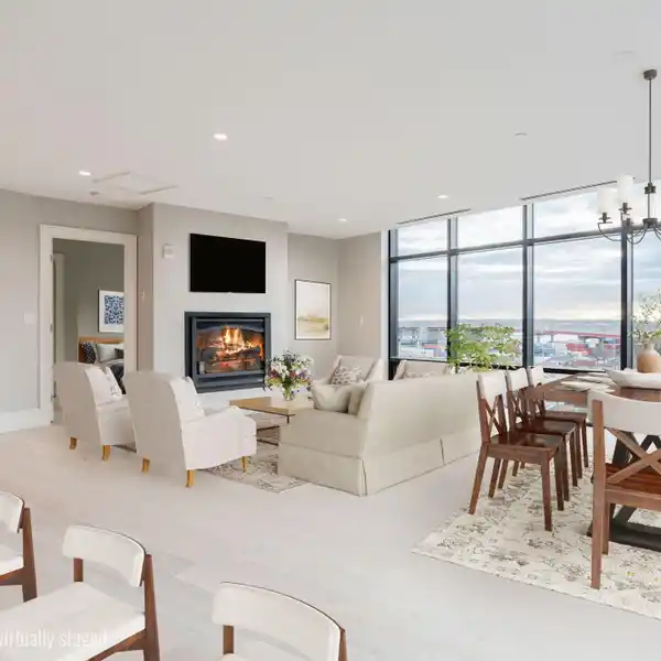 PENTHOUSE PROPERTY WITH LUXURIOUS APPOINTMENTS