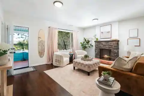 Rare Residence in Bungalow Haven