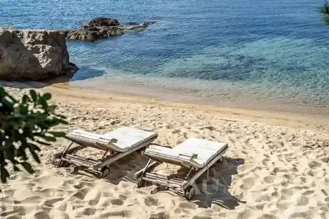 Delightful Property with a Private Beach