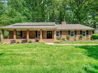Updated Ranch in Desirable Robinson Woods