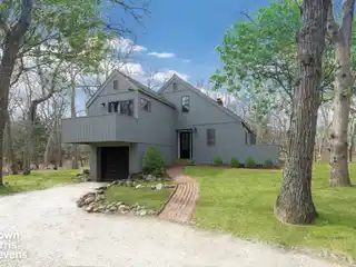 Renovated Beachside Retreat in the Hamptons