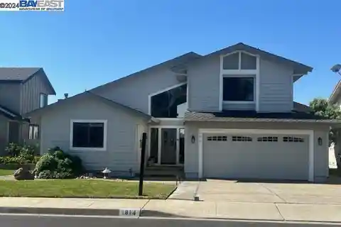 Wonderful Discovery Bay Home
