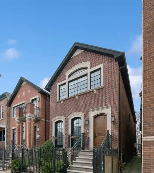 SOLID MASONRY BRICK HOME IN THE HEART OF ROSCOE VILLAGE
