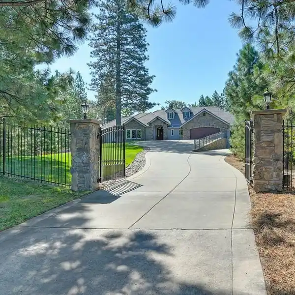 PRIVATE FOOTHILL RETREAT WITH TWO HOMES