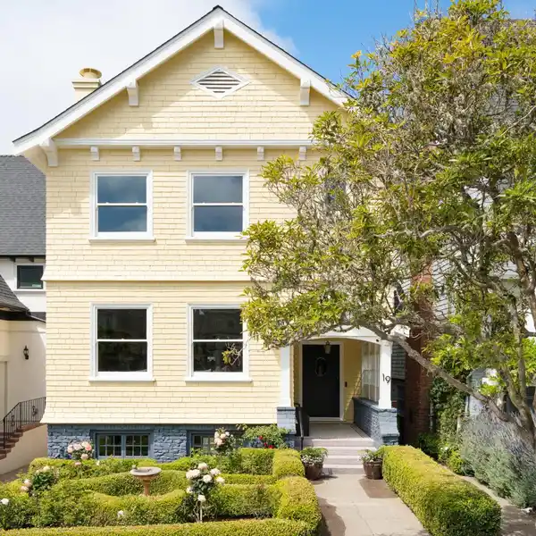 DISTINCTLY DETACHED JORDAN PARK HOME