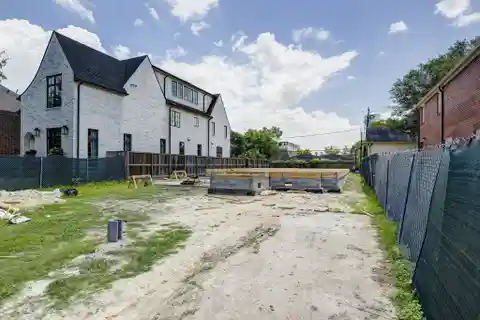 Beautiful To-be-built Home