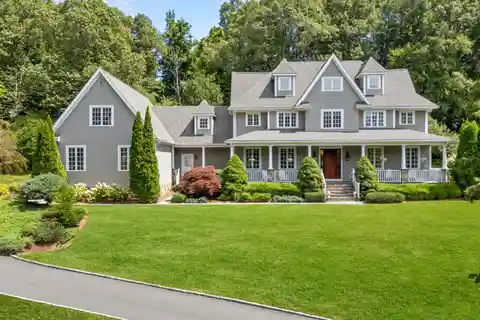 Quintessential New England Retreat