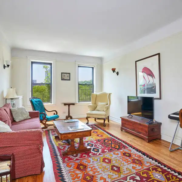 SPACIOUS PRE-WAR GEM WITH RIVERSIDE VIEWS
