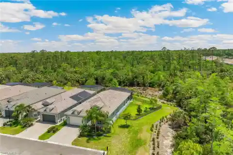 Exceptional Residence on an Oversized Lot