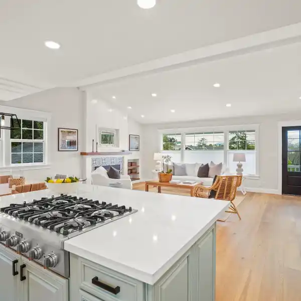REMARKABLE POOL HOME WITH ENDLESS CHARM
