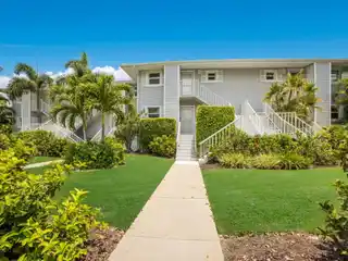 Luxurious Waterfront Home in Prestigious Community